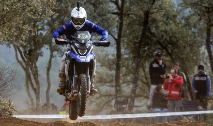 Gerard Farrés torna a guanyar a la Basella Race1 amb la Montana XR5 500