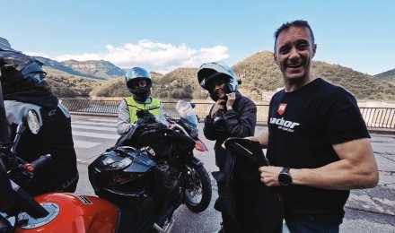  La Montana XR5 510 debuta en la Crom Ride: Aventura y curvas sin fin