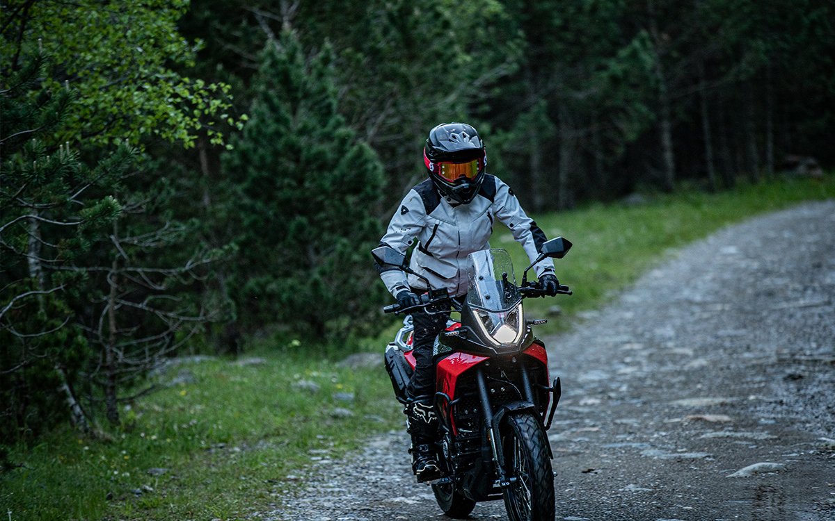 Montana XR1 125cc: la nueva Trail 125 de Macbor