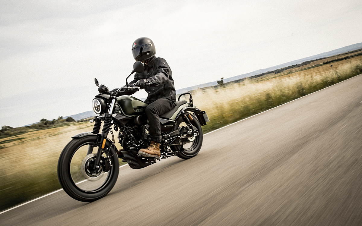 ¡Llévate ya la renovada Custom Rockster Flat 125!