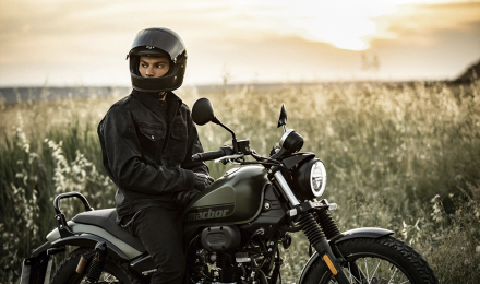 Porta't ja la renovada Custom Rockster Flat 125!