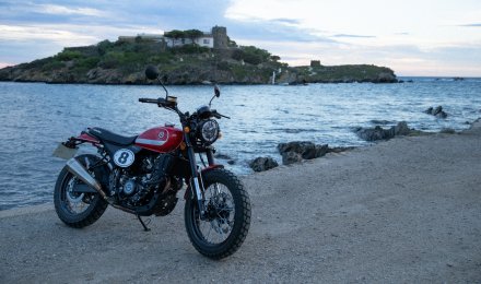 Eight Mile 125 LC: una street amb molt d'estil